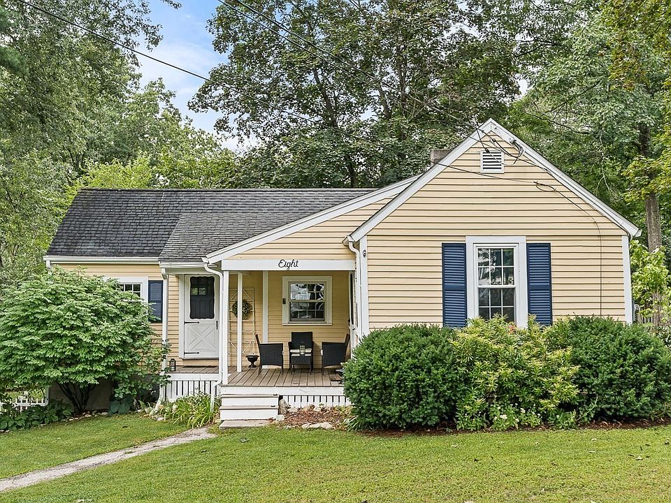 1st image of 8 Moore Rd