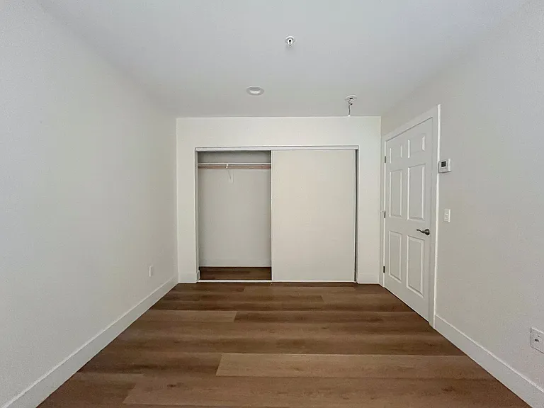 610 N Soto St — Photo 7