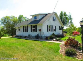 1002 E Summit Ave, Fergus Falls, MN 56537