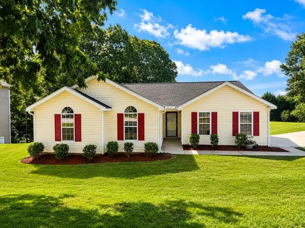 4466 Big Bluff Ct, Douglasville, GA 30135