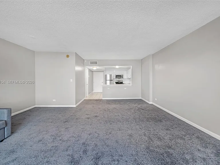 2301 Collins Ave #1030 — Photo 10