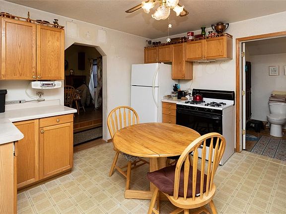 4th image of 501 W Jasper St