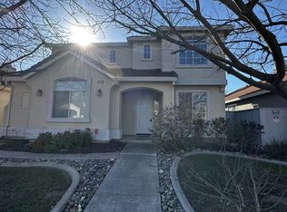 9218 Woodrow Way, Elk Grove, CA 95758