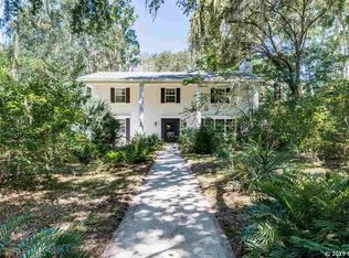 2106 NW 27th Ter, Gainesville, FL 32605