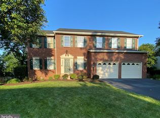 20543 Courier Ridge Pl, Ashburn, VA 20147