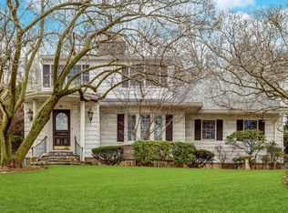 21 Columbia Ave, Staten Island, NY 10305