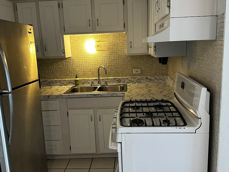 10408 Menard Ave #8 — Photo 6