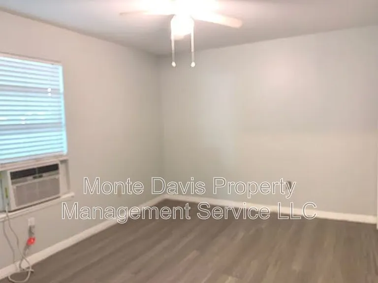 4708 Red River St #A — Photo 11