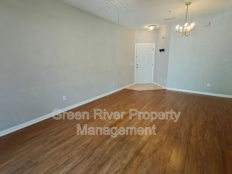 3631 Kirkpatrick Cir #3 — Photo 4