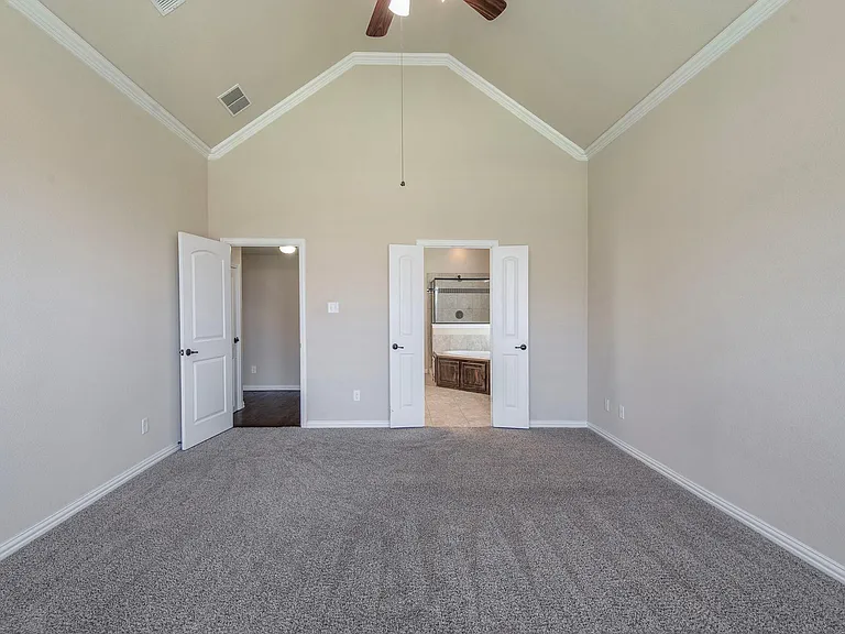 1914 Menominee Dr — Photo 11