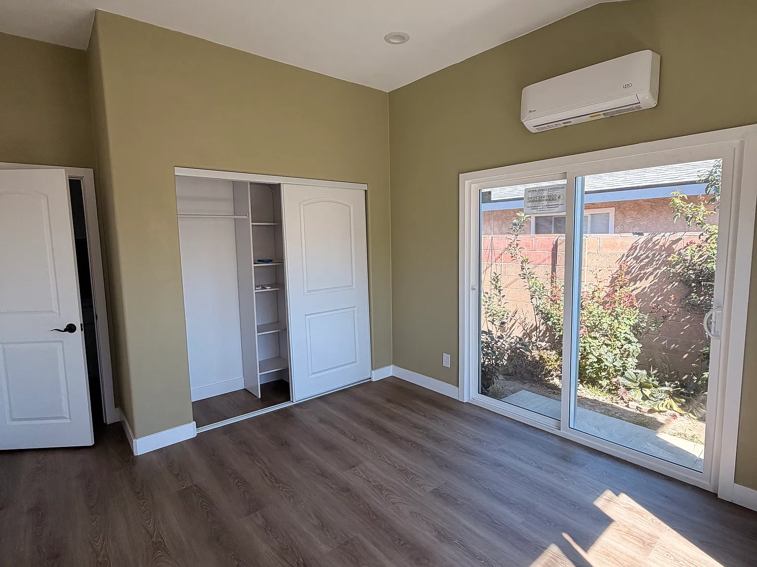 2 bed, 800 sqft, $2,800 — Photo 4