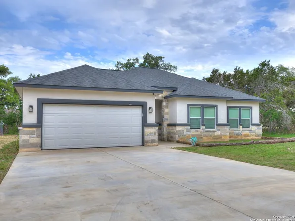 656 Fawn, Spring Branch, TX 78070