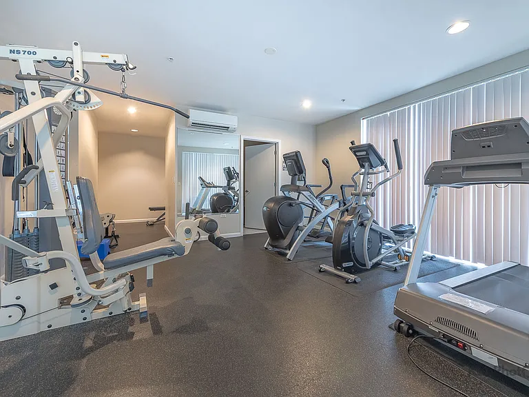 1720 Oak Ave #201 — Photo 29