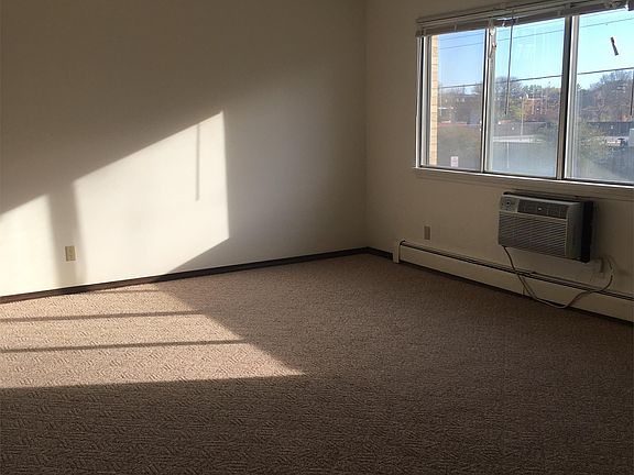5th image of 1184 Western Ave APT 211