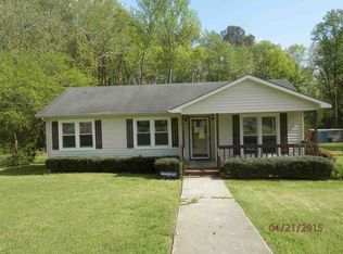 597 Dowd Rd, Carthage, NC 28327