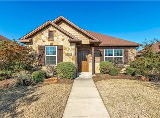 404 Deacon Dr, College Station, TX 77845