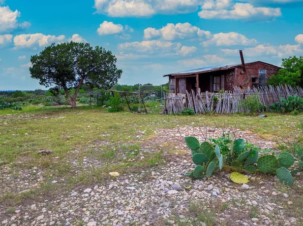 13-A Doe Trl #13A, Del Rio, TX 78840