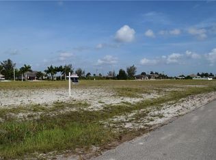 1519 NW 40th Pl, Cape Coral, FL 33993