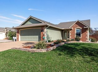 1100 N Beau Jardin St, Derby, KS 67037
