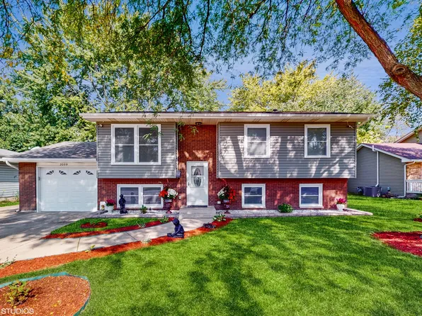 2059 Bradford Ln, Aurora, IL 60506