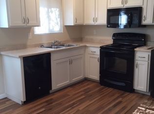 1461 Monroe St APT 4, Red Bluff, CA 96080