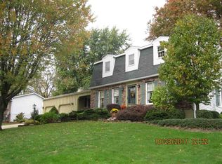 1510 6th Ave S, Clinton, IA 52732