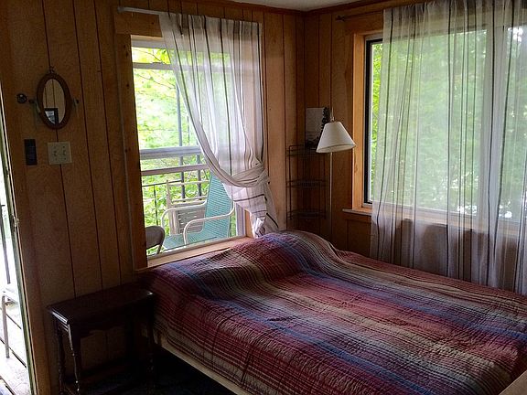 Guest cabin Interior 