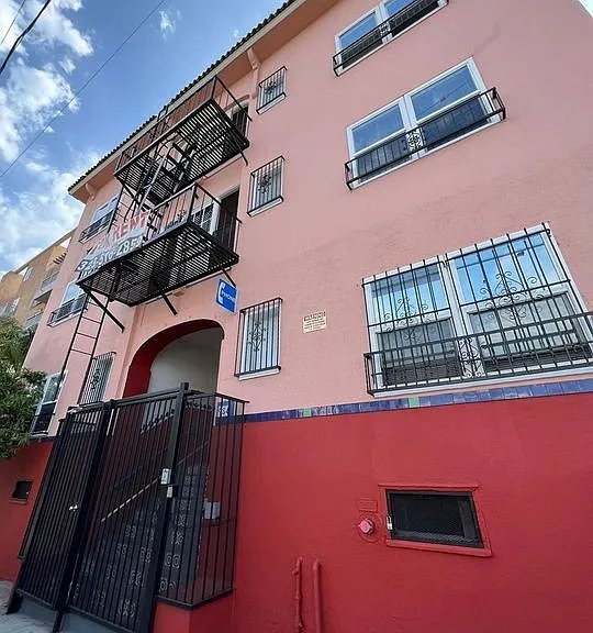 984 S. Oxford Avenue, — Photo 1