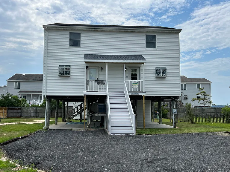 3418 Ridge Rd — Photo 2