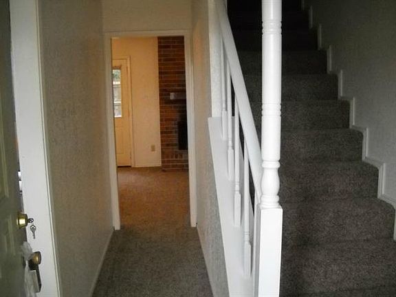 2nd image of 4528 Mizzenmast Ct