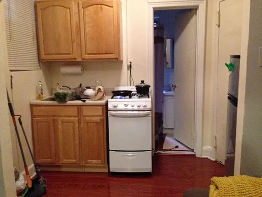 Rented by Moses Stoller, LREB | media 27