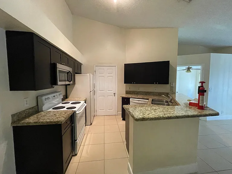 9999 Summerbreeze Dr #915 — Photo 13