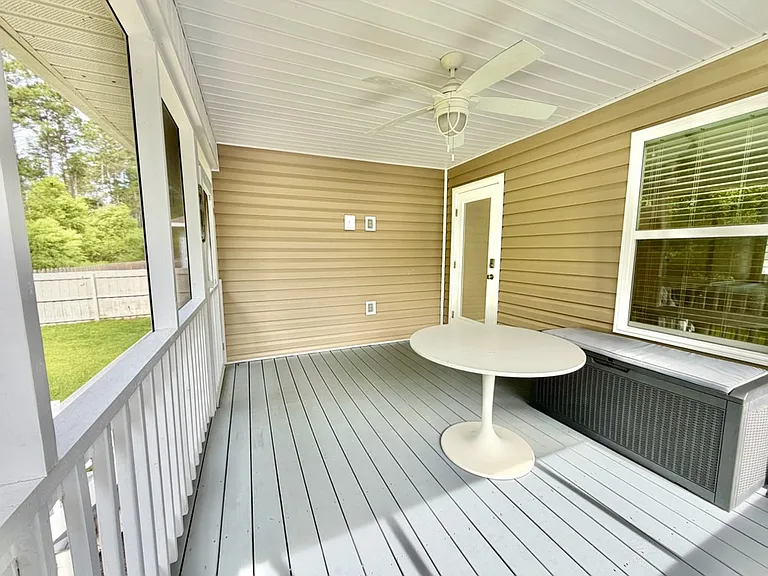 93 American Ct — Photo 23
