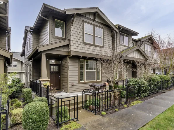 15971 NW Hildago Ln, Portland, OR 97229