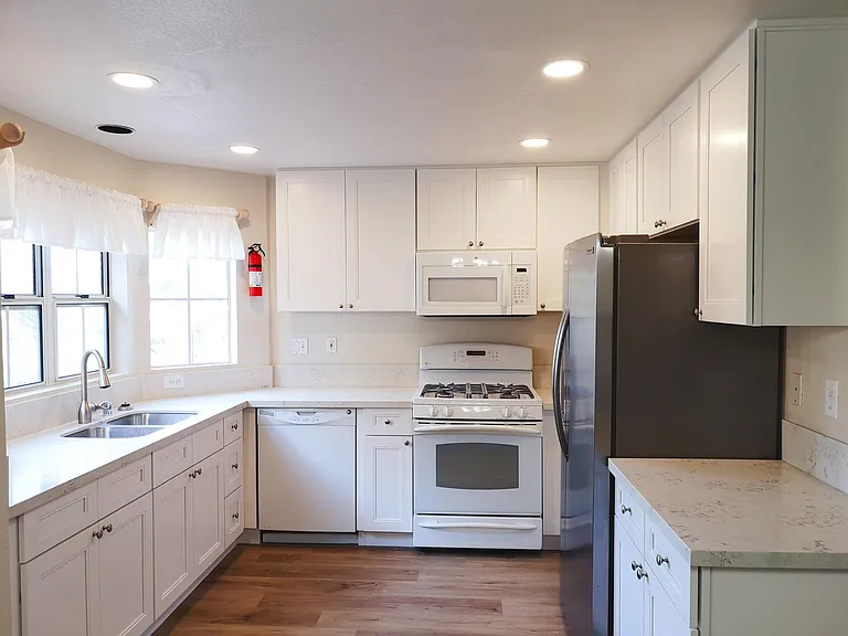 9950 Scripps Vista Way #130 — Photo 2