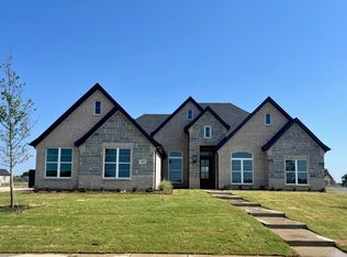 335 Broadmoor Dr, Haslet, TX 76052