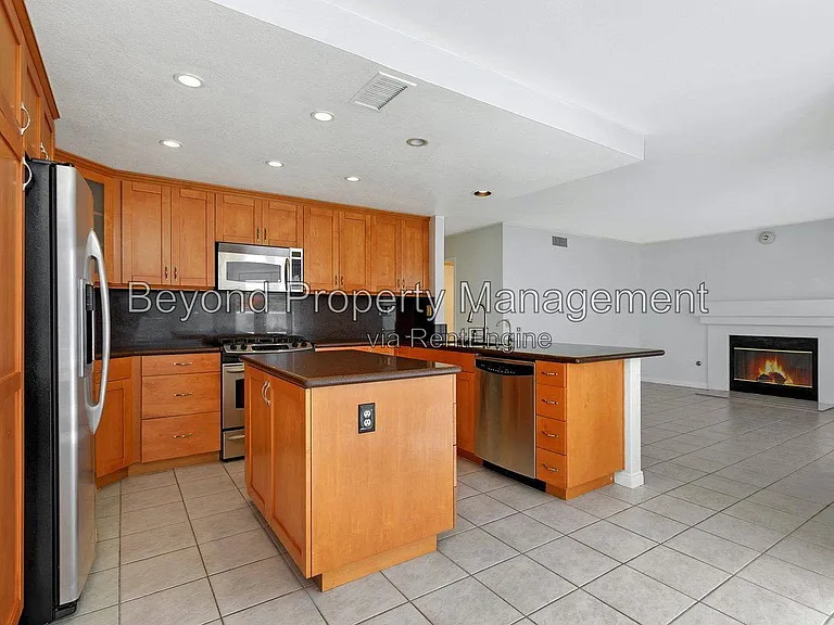 8845 Sparren Way — Photo 6