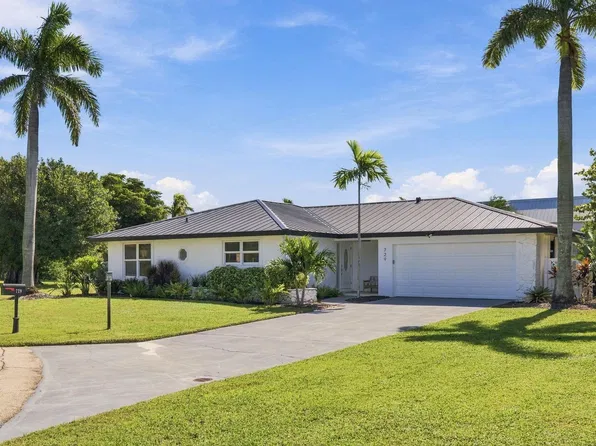 729 Sand Dollar Dr, Sanibel, FL 33957