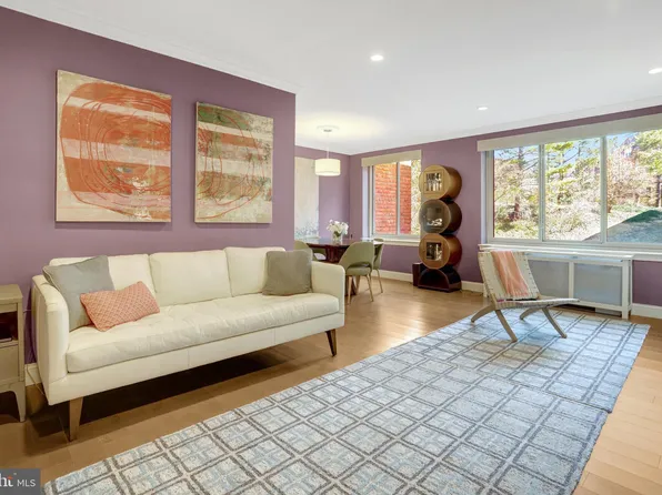 3000 Spout Run Pkwy APT B402, Arlington, VA 22201