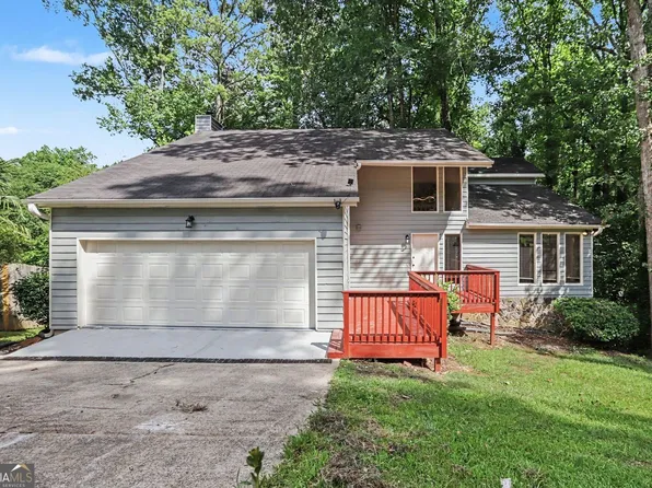 5148 Rocky Gln, Stone Mountain, GA 30088
