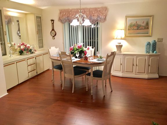 5th image of 19500 Saddlebrook Ct