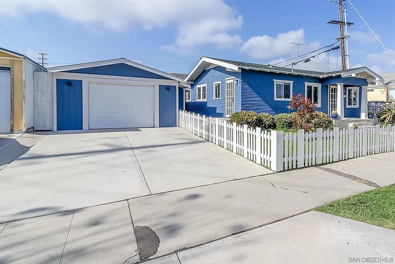 3320 Orange Avenue - photo 9