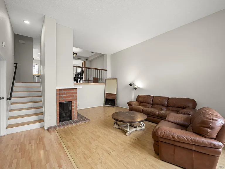 4064 Mahaila Ave #C — Photo 4