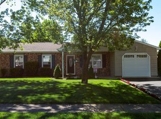 136 Pine Needle St, Howell, NJ 07731