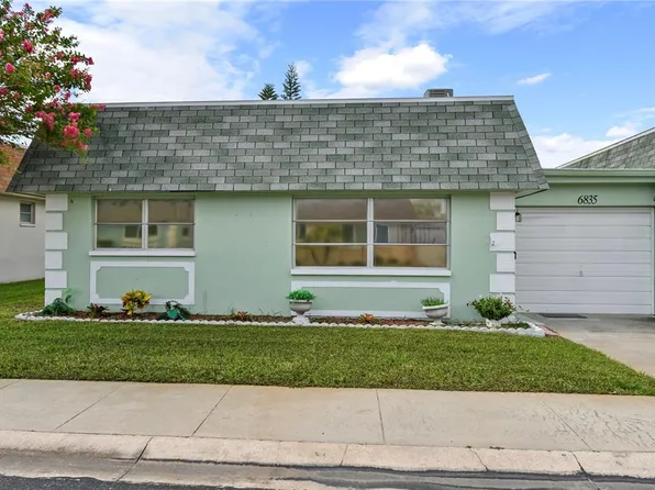 6835 Versailles N #7, Pinellas Park, FL 33781