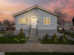 717 Bem St, Riverside, NJ 08075