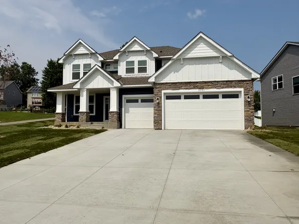 5351 Queens Dr NW, Rochester, MN 55901