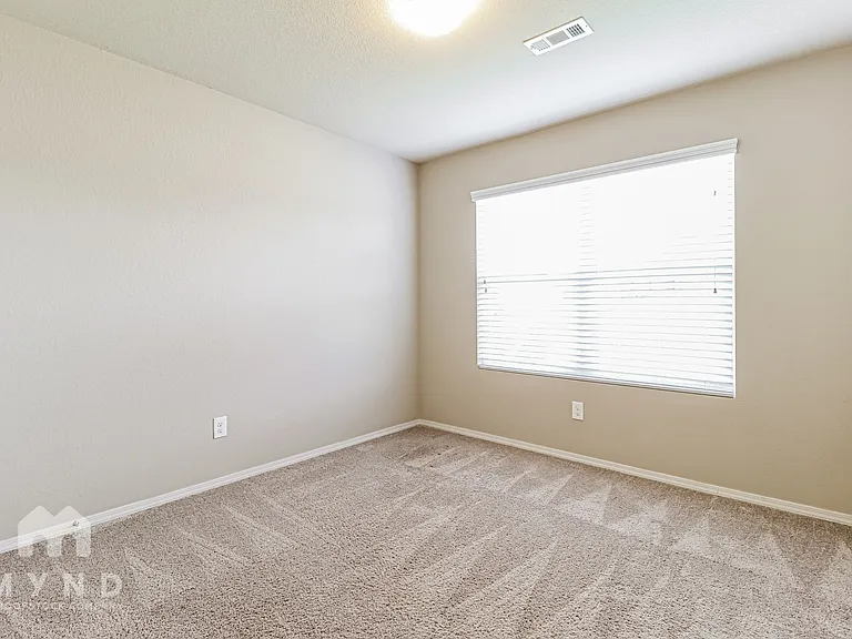 934 Pinehurst Loop — Photo 13