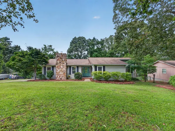 56 Vanderbilt Dr, Aiken, SC 29803
