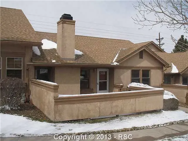 6155 Little Pine Cir — Photo 1